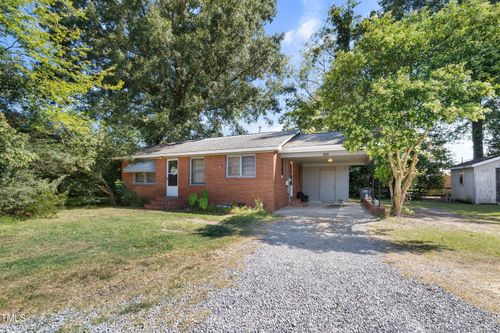 1022 S Pollock St, Selma, NC, 27576-2932 | Card Image