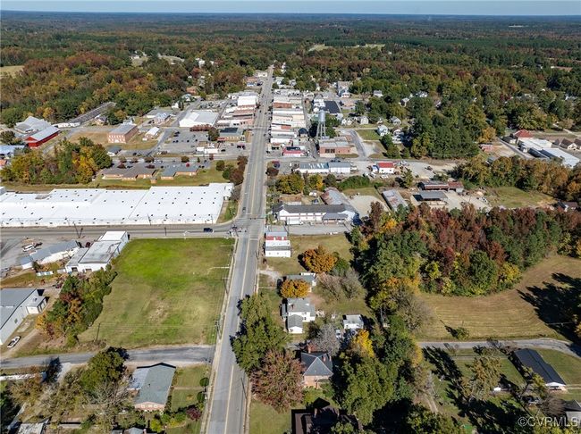 Bird's eye view featuring a forest view | Image 28