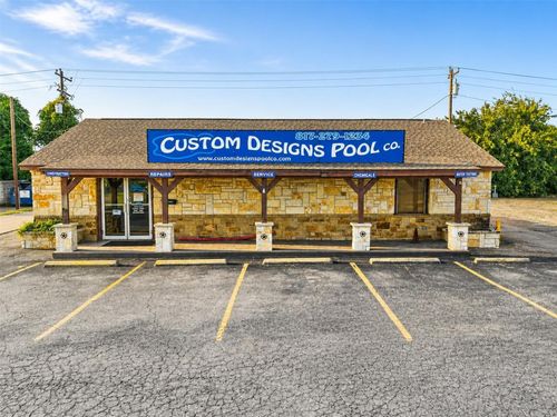904 E Us Highway 377, Granbury, TX, 76048-2581 | Card Image