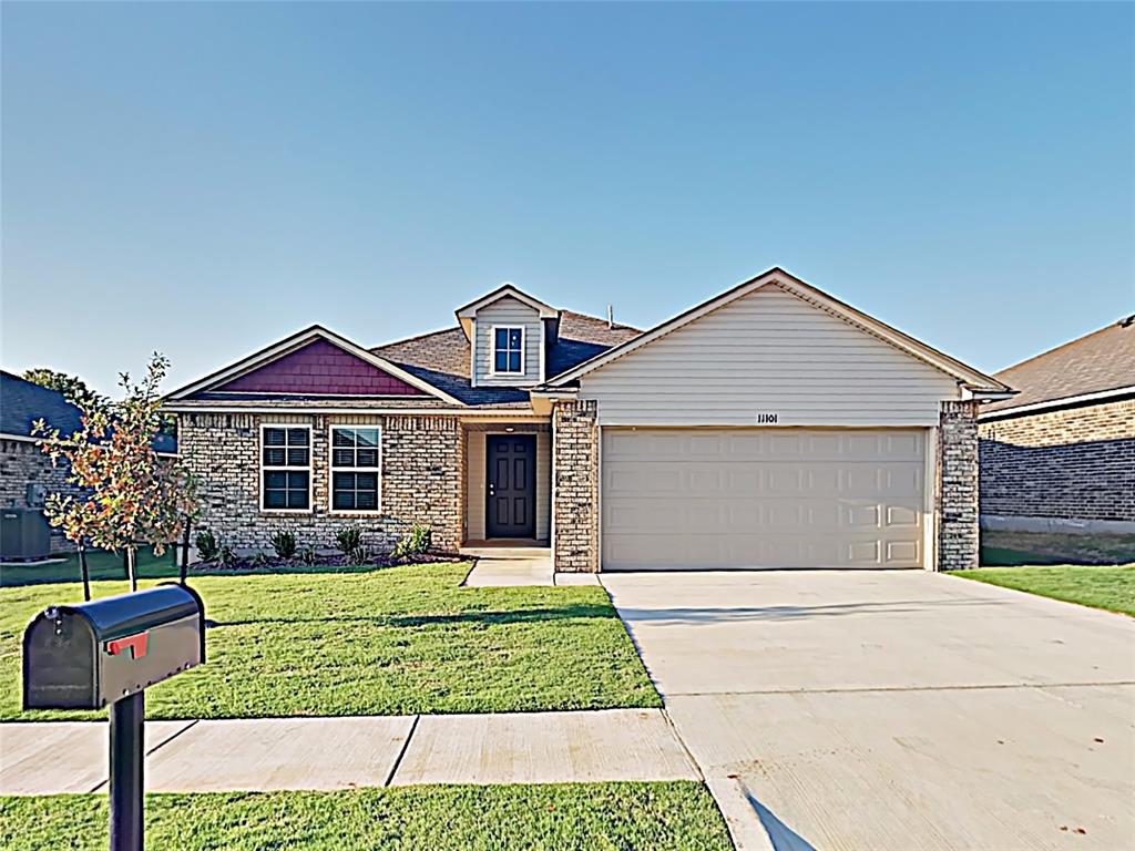 99th St, Yukon, OK 73099