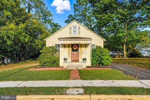 108 Schubert Ave, RUNNEMEDE, NJ, 08078-1846 | Card Image