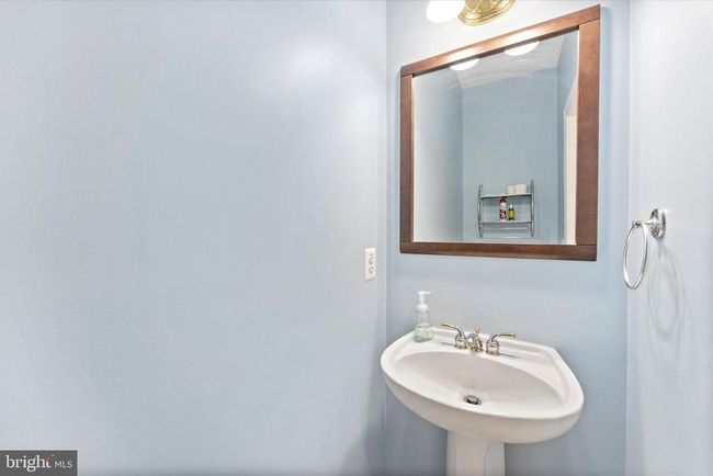 17760 Julie Ann Ct, House other with 4 bedrooms, 4 bathrooms and null parking in HAMILTON VA | Image 17