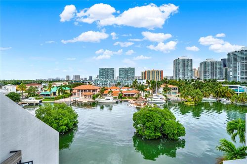 1230-385 Poinciana Dr, Sunny Isles Beach, FL, 33160-4530 | Card Image