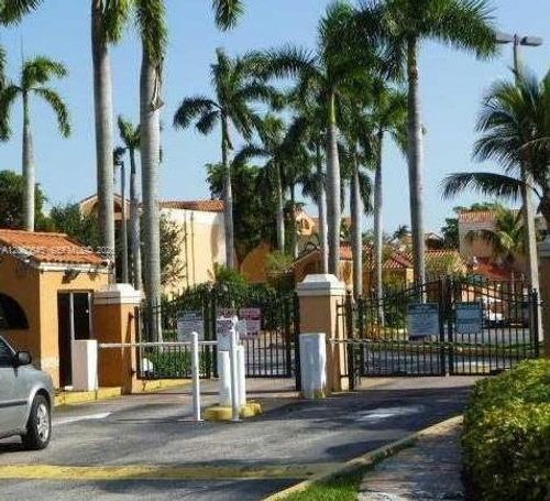 311-6280 Nw 186th St, Hialeah, FL, 33015-6093 | Card Image
