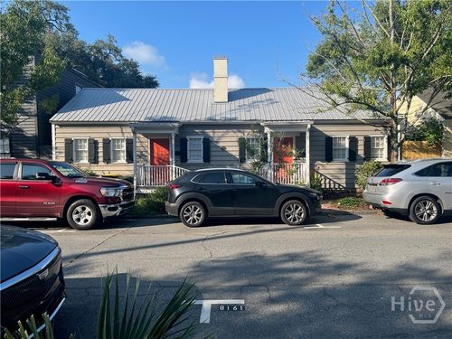 555 E Harris St, savannah, GA, 31401-4621 | Card Image
