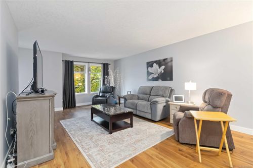 201-2311 Mills Rd, Sidney, BC, V8L2C3 | Card Image