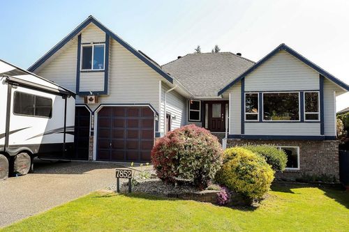 7852 167a St, Surrey, BC, V4N0L9 | Card Image
