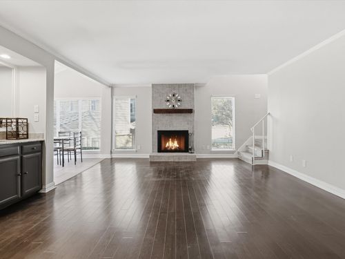 2713 Meadowstone Ct, Carrollton, TX, 75006-4787 | Card Image