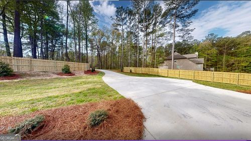 79 Lamb Rd, Moreland, GA, 30259-2635 | Card Image