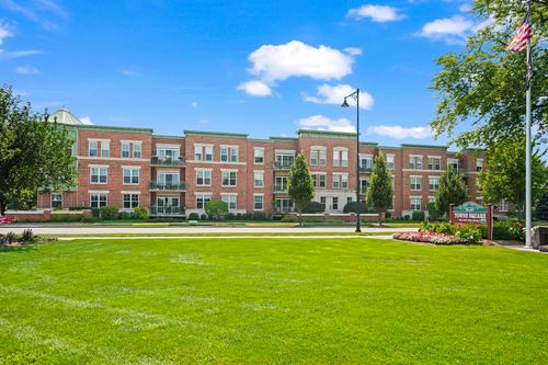 unit-107a-133 W Palatine Rd, Palatine, IL, 60067-5150 | Card Image