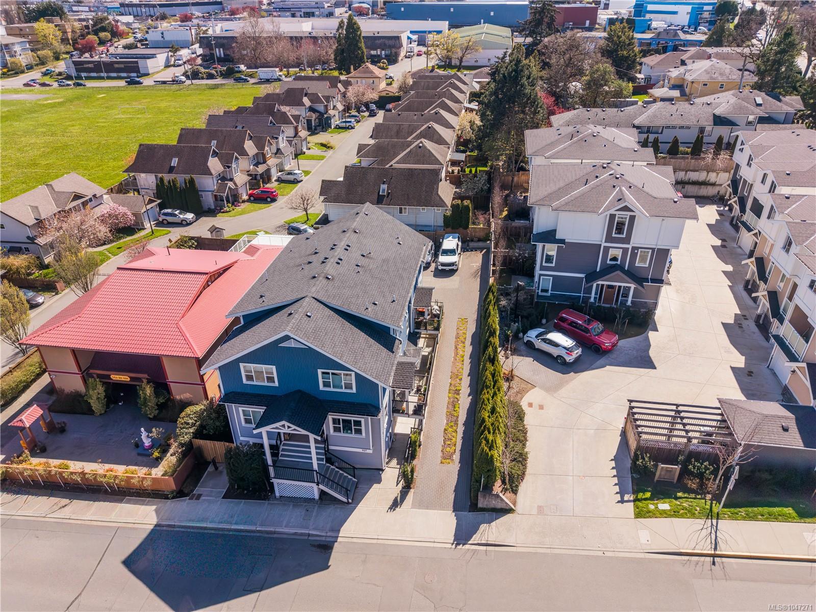 Residential in Esquimalt