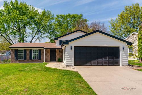 812 Lehigh Ln, Buffalo Grove, IL, 60089-4208 | Card Image