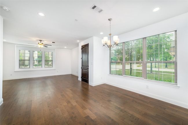 7301 Chief Spotted Tail Dr, Townhouse with 3 bedrooms, 3 bathrooms and null parking in Mckinney TX | Image 4