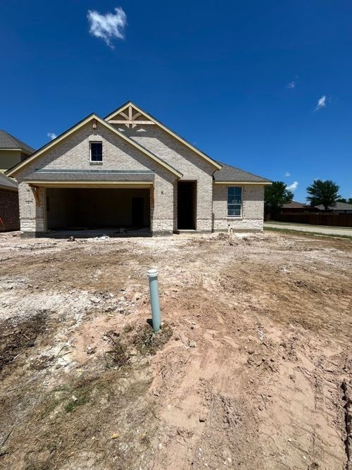 3415 Helena St, Gainesville, TX, 76240-5042 | Card Image