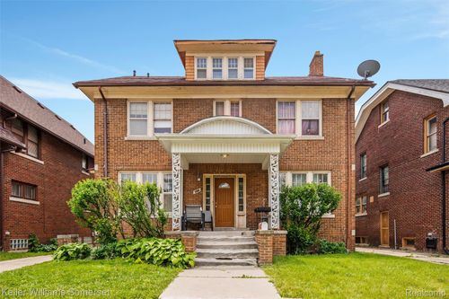 1475 Atkinson St, Detroit, MI, 48206-2004 | Card Image