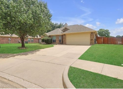 521 Acorn Ct, Saginaw, TX, 76179-0968 | Card Image