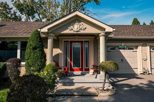 {{alt}} | Card Image