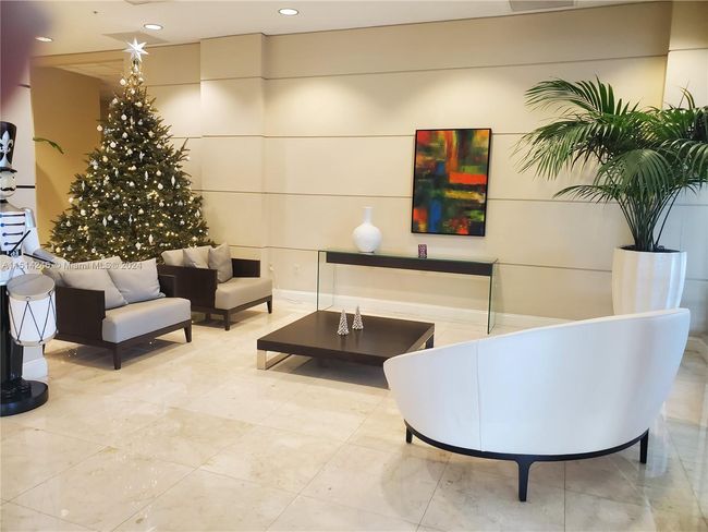 APT-923 - 19380 Collins Ave, Condo with 1 bedrooms, 1 bathrooms and null parking in Sunny Isles Beach FL | Image 25