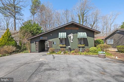 13 Sloop Ln, OCEAN PINES, MD, 21811-1608 | Card Image