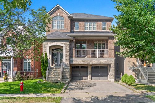 11 Clearfield Dr, Brampton, ON, L6P3L3 | Card Image