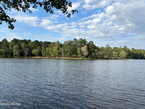238 Hidden Lakes Dr, Gray, GA, 31032-4739 | Card Image