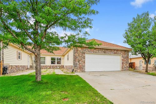 2493 Carriage Dr, Milliken, CO, 80543-3094 | Card Image