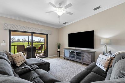 204 - 5528 Palmer Circle, Condo with 2 bedrooms, 2 bathrooms and null parking in Bradenton FL | Image 3