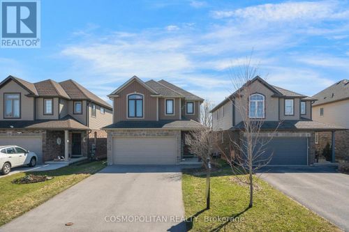 8396 Glavcic Dr, Niagara Falls, ON, L2H0B4 | Card Image