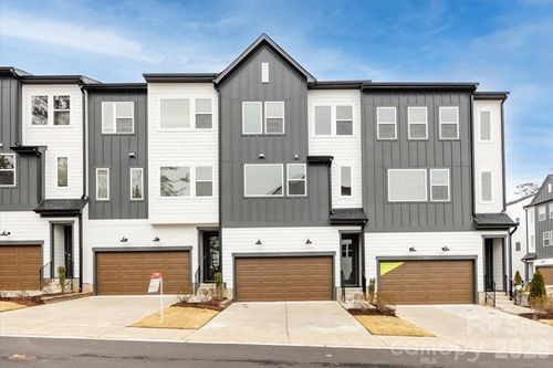 812 Flintside Lane, Charlotte, NC, 28217 | Card Image