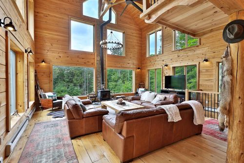 314 Putnam Forest Rd, Grafton, VT, 05146-8804 | Card Image