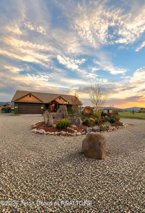 420 E Circle Dr, Thayne, WY, 83127 | Card Image