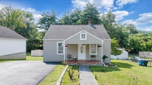 3647 Ventnor Rd Se, Roanoke, VA, 24014-5844 | Card Image