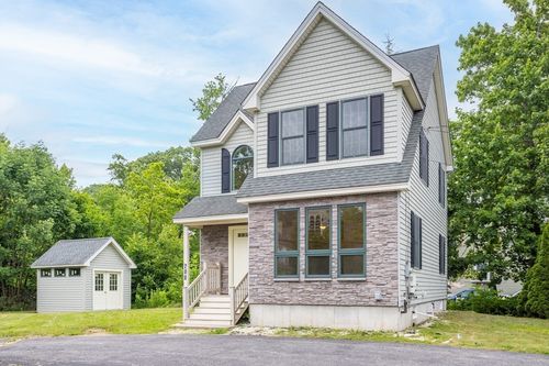 208 Lawrence St, Gardner, MA, 01440-2364 | Card Image