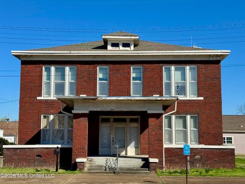 158 E College Avenue, Holly Springs, MS, 38635 | Card Image