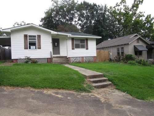 1429 N Second St, Jena, LA, 71342-4029 | Card Image