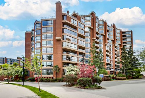 308-1450 Pennyfarthing Dr, Vancouver, BC, V6J4X8 | Card Image