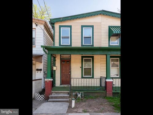 564 Walnut St, POTTSTOWN, PA, 19464-5626 | Card Image