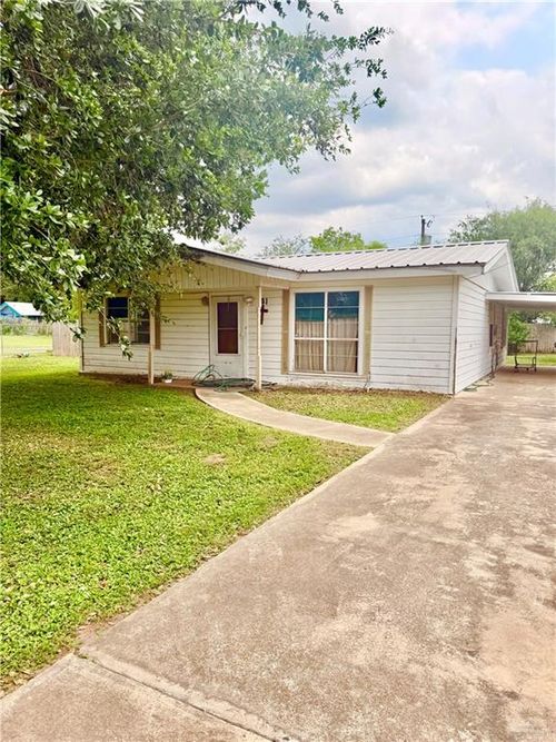 401 Walter Wagers St, Weslaco, TX, 78599-2507 | Card Image