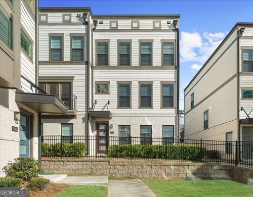 2028 Holtz Ln, Atlanta, GA, 30318-9306 | Card Image