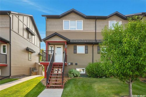 202-110 Shillington Crescent, Saskatoon, SK, S7M3Z8 | Card Image