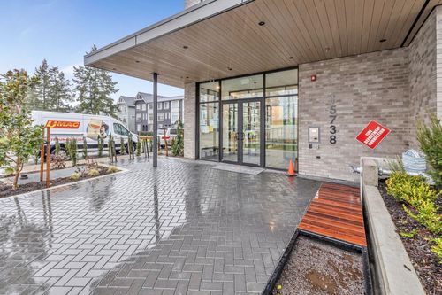 4f-15738 85 Avenue, Surrey, BC, V4N6Y1 | Card Image