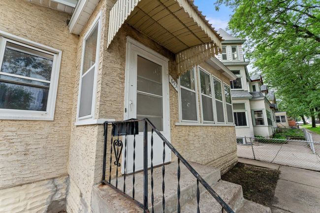 693 Bedford St, House other with 2 bedrooms, 1 bathrooms and null parking in Saint Paul MN | Image 7