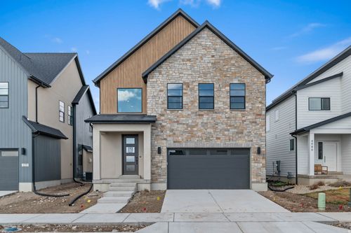 4992 W Green Ash Ln, Highland, UT, 84003-6021 | Card Image