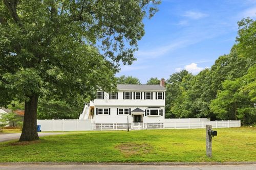 8 Victory Rd, North Billerica, MA, 01862-1608 | Card Image