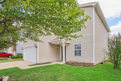 6821 Everbloom Lane, House other with 3 bedrooms, 2 bathrooms and null parking in Indianapolis IN | Image 2