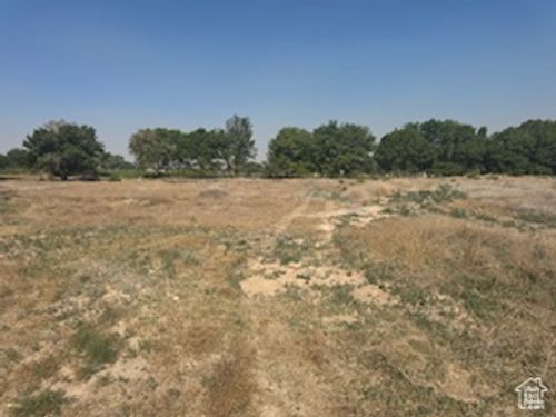 2308 E Highway 40, Naples, UT, 84078-9193 | Card Image