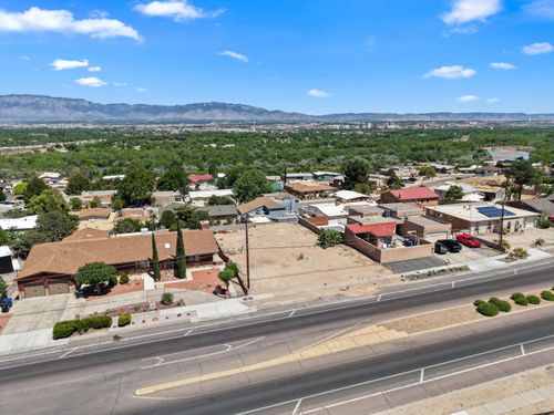 1412 Atrisco Dr Nw, Albuquerque, NM, 87105-1110 | Card Image