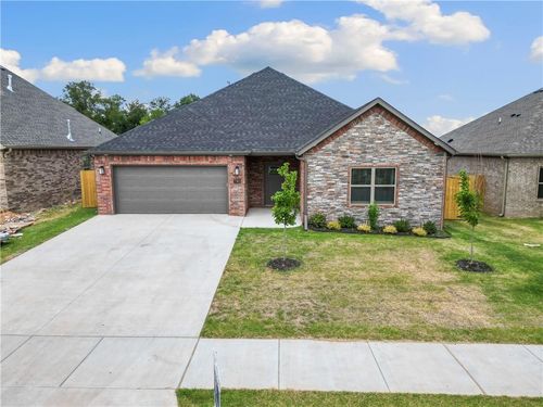 7302 Sw Walnut Grove Ave, Bentonville, AR, 72713-4136 | Card Image