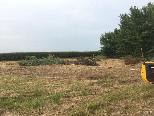 125 N 5th St, East Saint Louis, IL, 62201 | Card Image