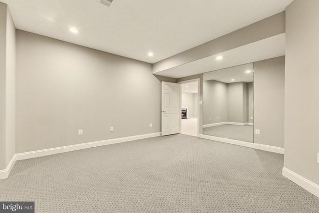 8092 Crooked Oaks Ct, House other with 3 bedrooms, 3 bathrooms and null parking in GAINESVILLE VA | Image 65